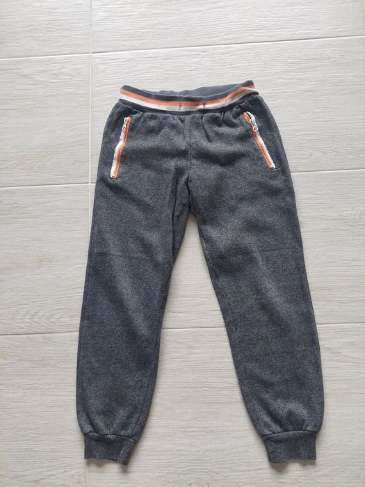 Set pantaloni baieti marimea 134cm