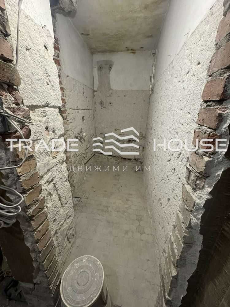 Продава се Къща в Пловдив, Център - 110 кв.м за 1328 €/кв.м - Снимка #9