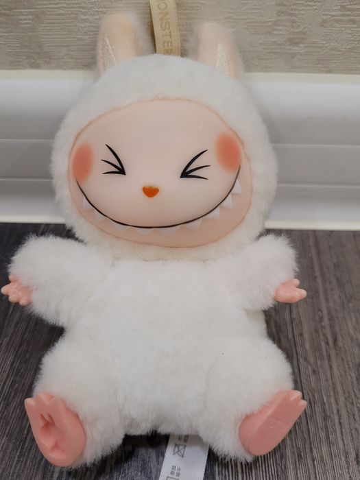 Продаю labubu оригинал