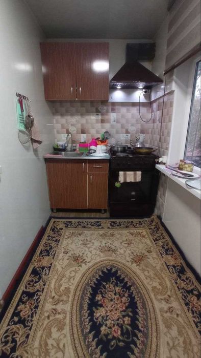 Продается кваритра 3х комнатная, (Бывшие общежитие)