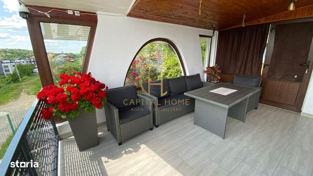 Vila 700 mp teren Bucium -  Plopii fara sot