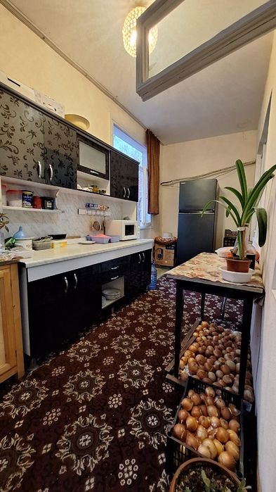 Продаётся на Карасу-1 3ком