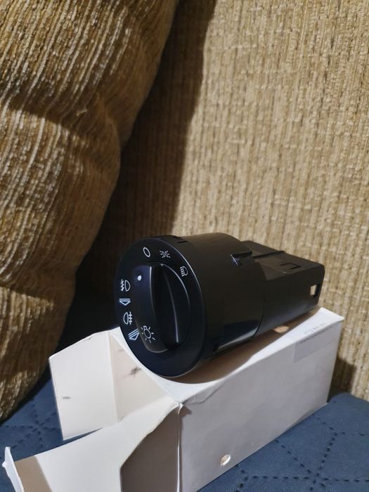 Vand bloc lumini/comutator faruri pentru Audi A4,b7 , Seat Exeo ,