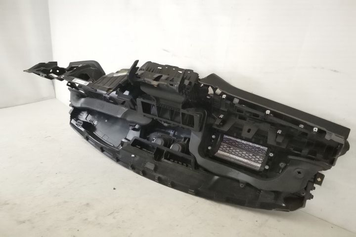 Оригинален Таблан с Изхвръкнал Airbag Шкода / Skoda Oktavia 4 Оригинал