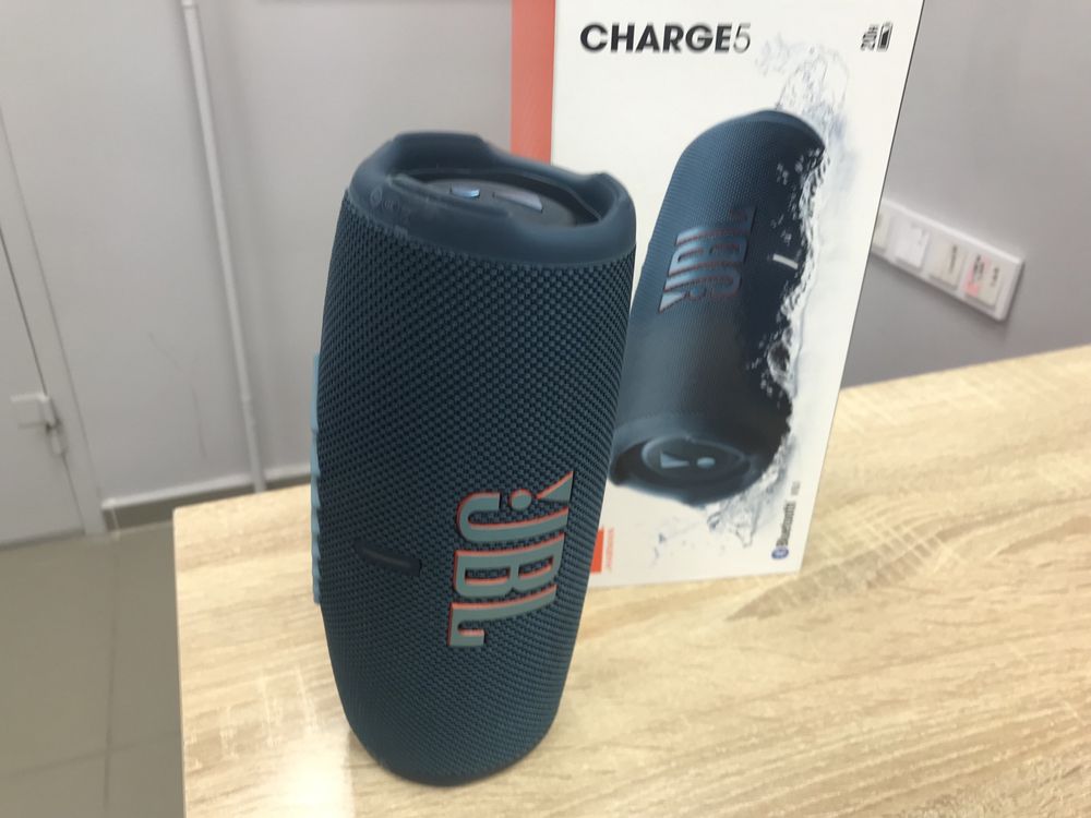 Колонка JBL CHARGE 5