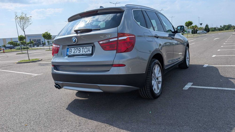 BMW X3 xDrive  Panoramic