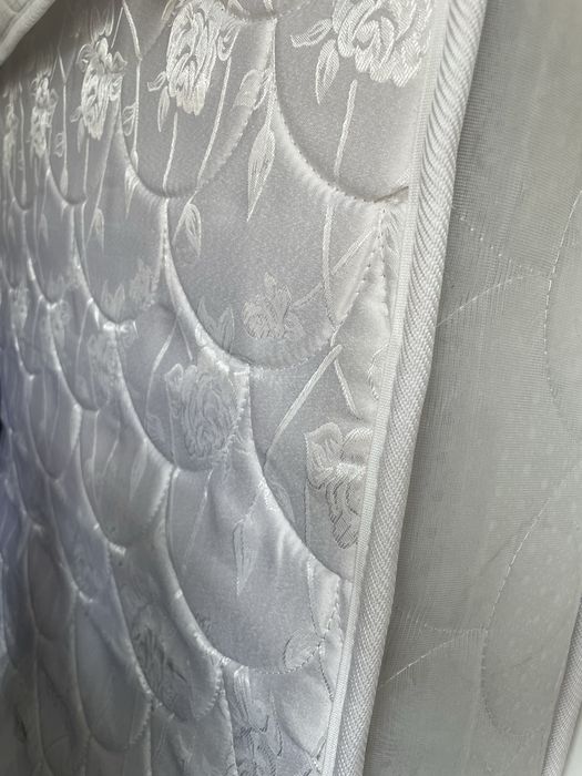 Продаю матрац 0,9*2,0