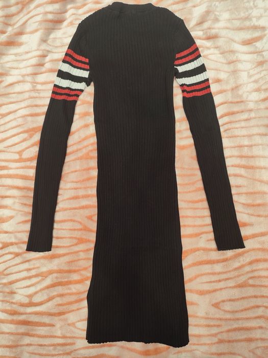 рипесена рокля H&M