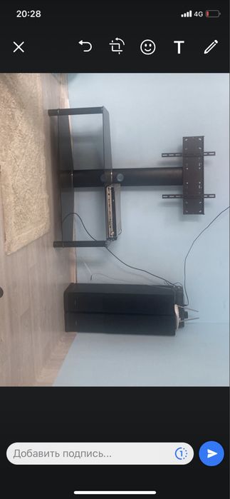 Продам тумбу под тв с кронштейном