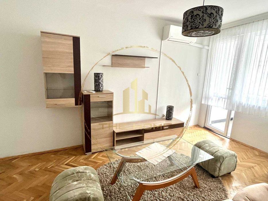 Дава се под наем Тристаен апартамент в Варна, Център - 75 кв.м за 500 € - Снимка #2