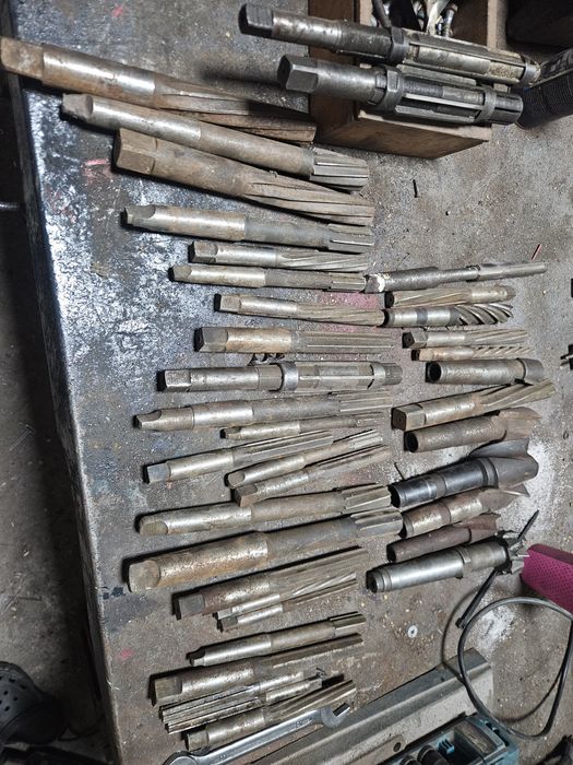 Alezoare si freze deget