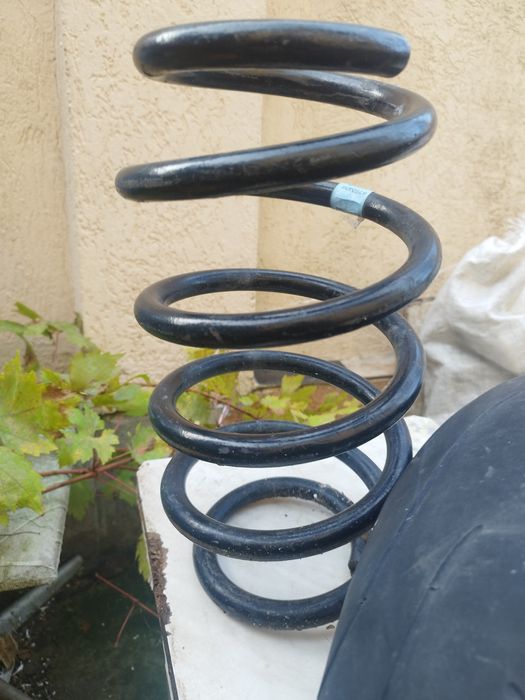 Пружини за х5 е53 задни