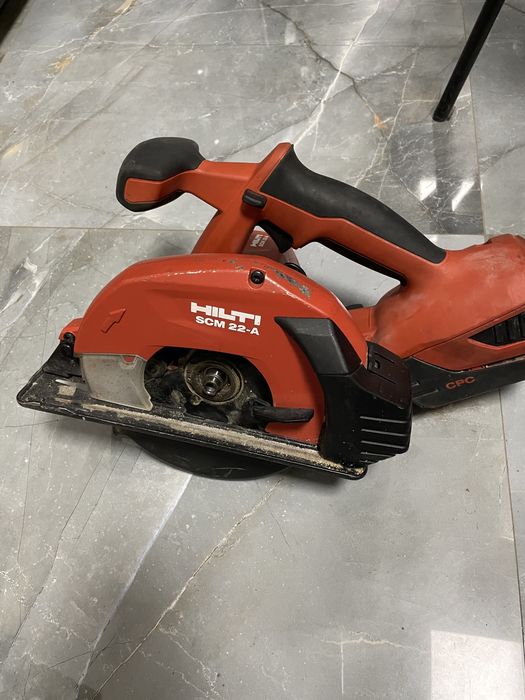 Безкабелен циркуляр за метал Hilti SCM 22-A