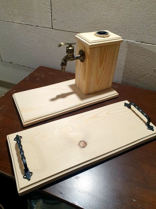 Диспенсър за алкохол