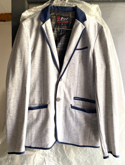 Sacouri barbatesti marimea 48/M