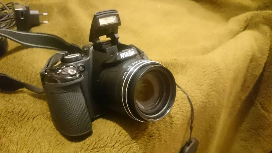 Nikon Coolpix P530 (16.1 MPx) - (Zoom 42x) - (3" LCD)