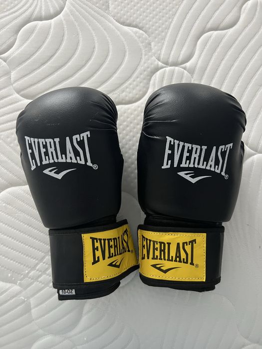 перчатки спортивные