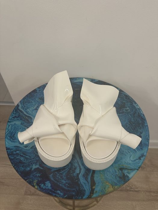 Numero Ventuno x Kartell 38