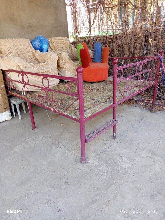 Тапчан мощьный железный