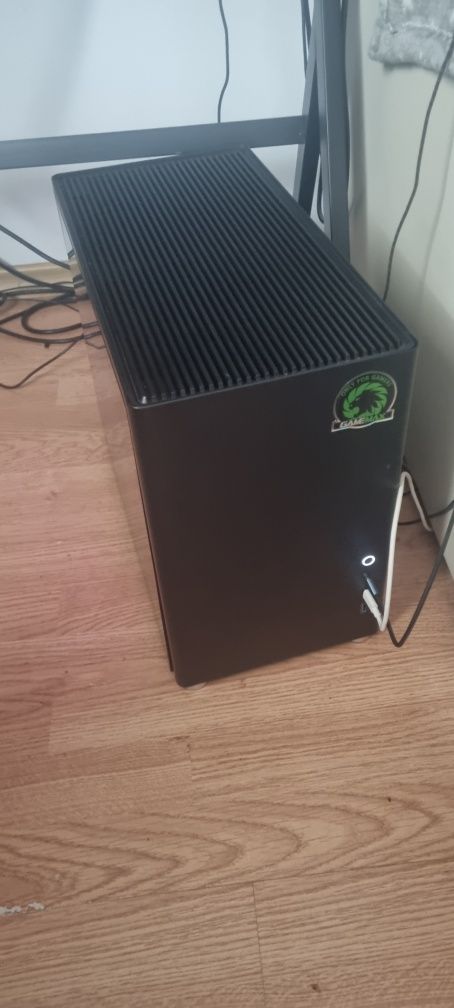 Vand/schimb Pc gaming i5 13th gen 13500 2.5ghz