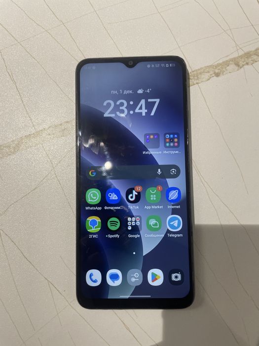Oppo A18 черный