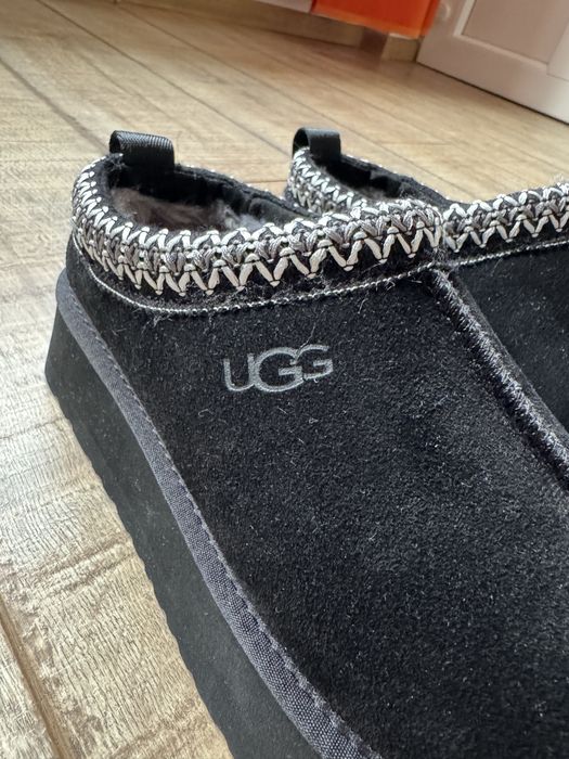 Ugg Tazz.