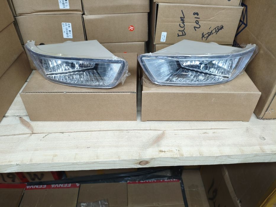 Продаю туманки Тойота Камри 25 европеец