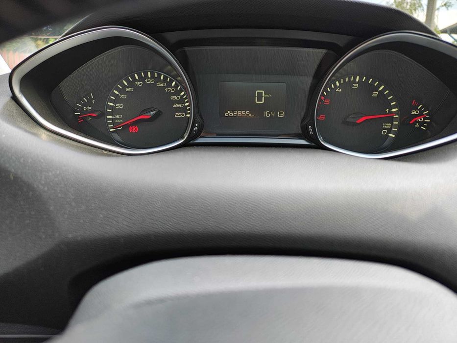 Peugeot 308 SW 2015