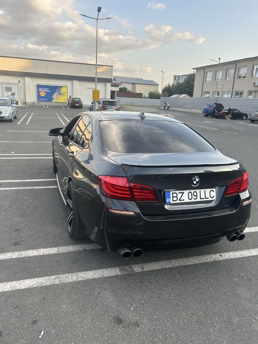 Bmw f10 530D Masina este 10/10 mecanic cat si estetic