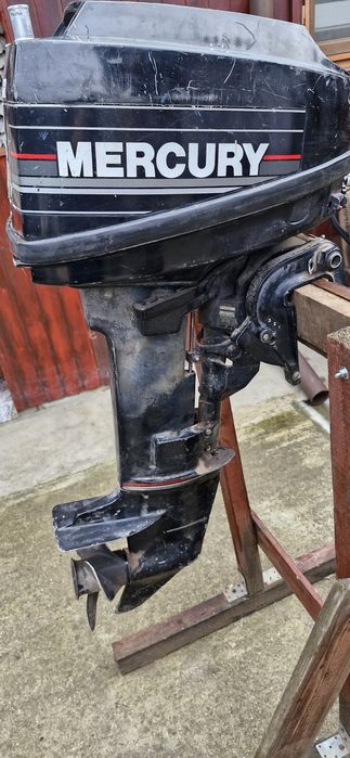 Motor barca Mercury