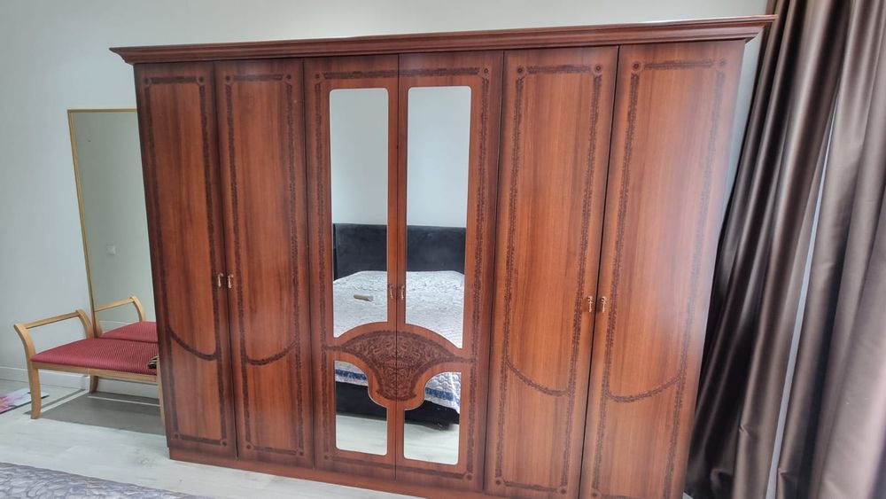 Итальянский шкаф