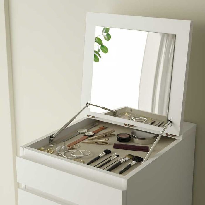 Comoda IKEA MALM cu oglinda 6 sertare