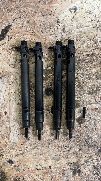 Injector/Injectoare 2.0 Euro5 TDCI/HDI Ford-Citroen-Peugeot EMBR00101D