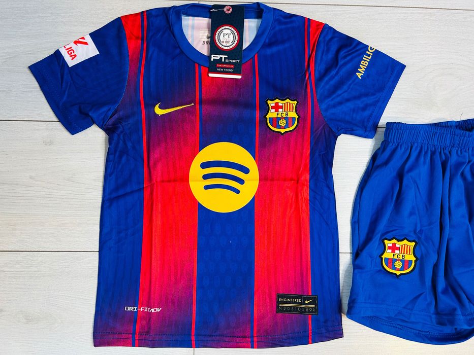 Compleu copii Barcelona raphinha 11 sezon 25/26