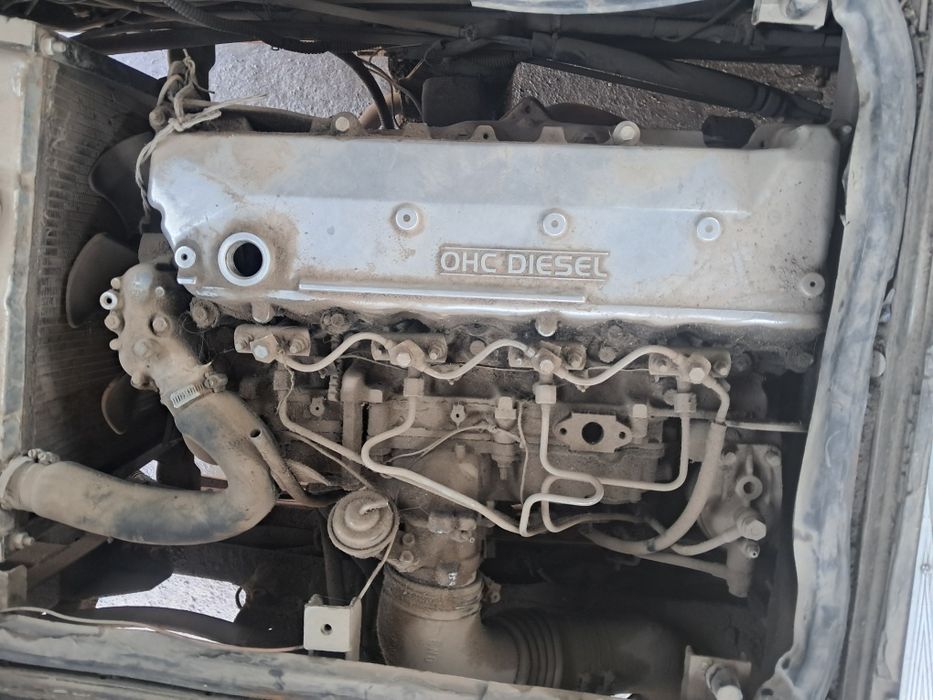 Isuzu avtobus. Исузи автобус срочно сотилади 2009 йил.