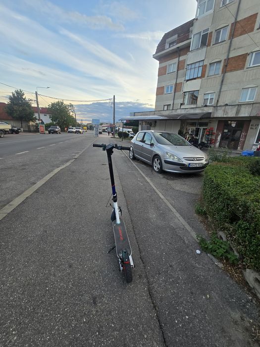 Trotineta Electrica Aprilia Esrz