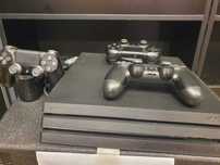 Hope Amanet p13 play station 4 pro 1TB