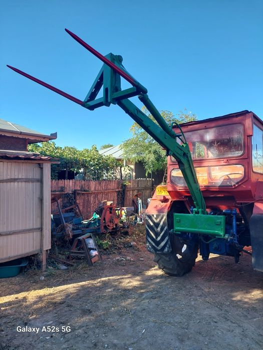 Încărcător baloți