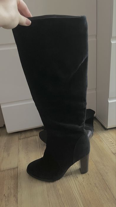 Зимние замшевые ботфорты