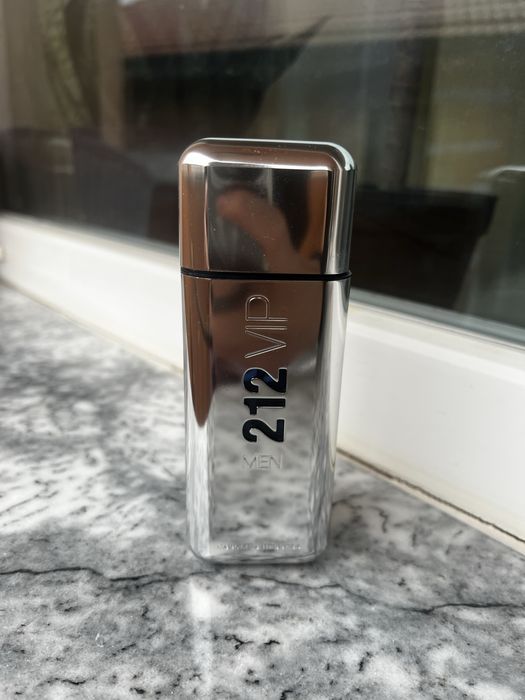 Парфюми Montale Aoud Night / CH VIP 212