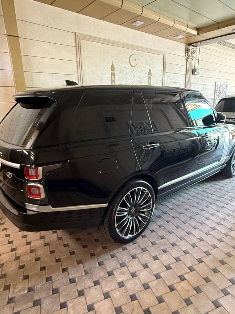 Range rover Autobiography long