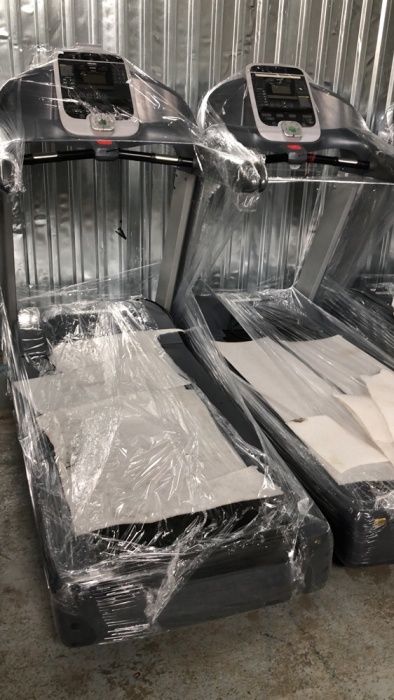 Depozit aparate fitness professional technogym