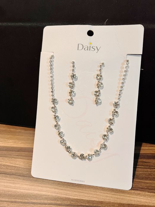 Set colier cercei argintii cu pietre Nou