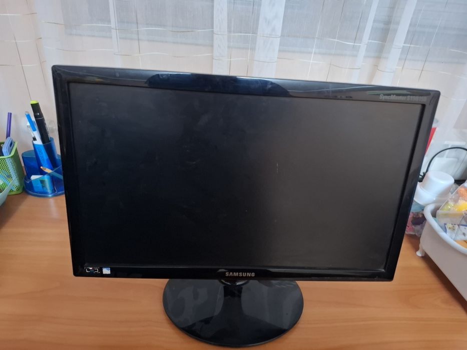 СПЕШНО! Продавам монитор на самсун