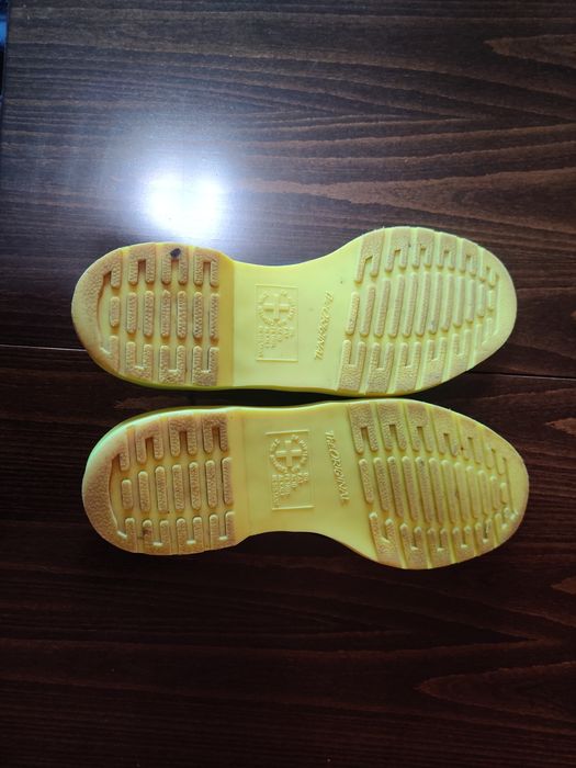 Dr. Martens обувки