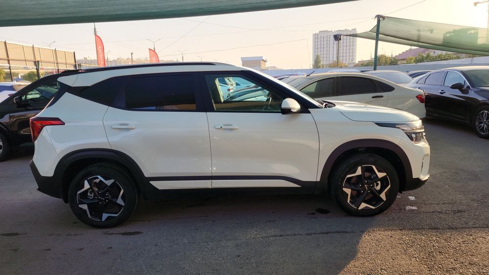 Kia Seltos 2023 yil top toza.