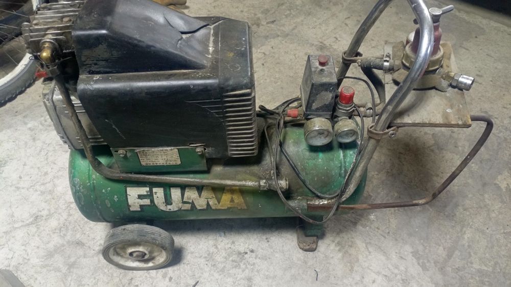 Продам компрессор