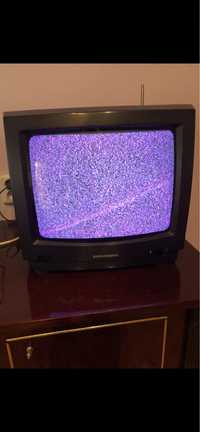 Televizor Vechi De Colectie Color Mic cu tub Grundig
