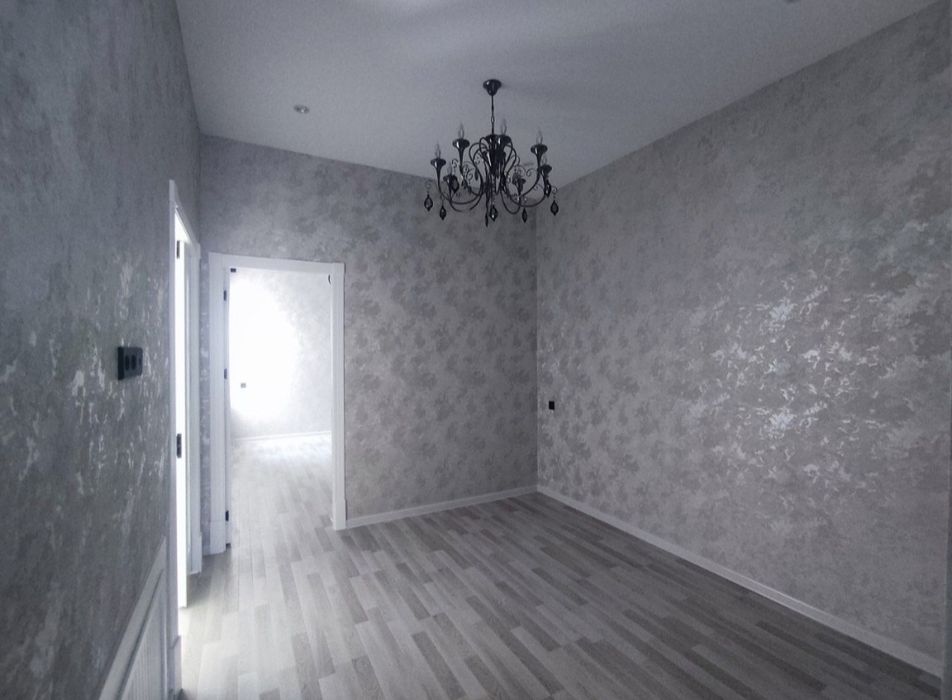 Uy sotiladi 2 sotix 4 xona