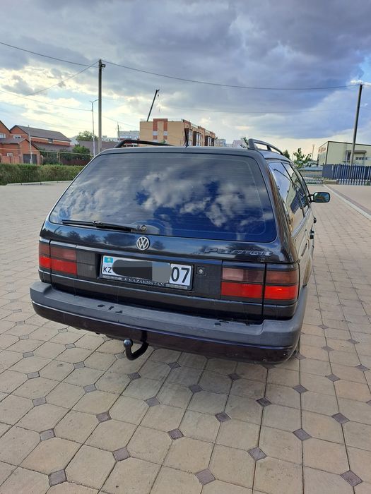 VW Пассат Б-3  .